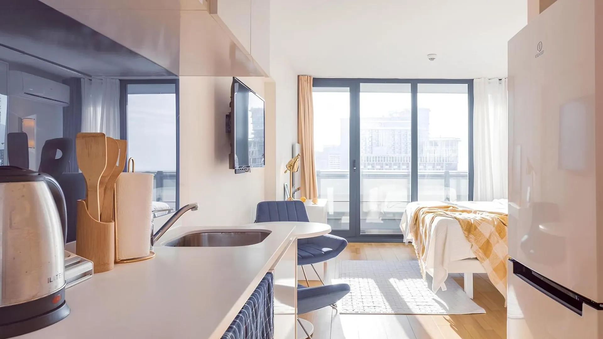 Orbi City Sea View Aparthotel 바투미
